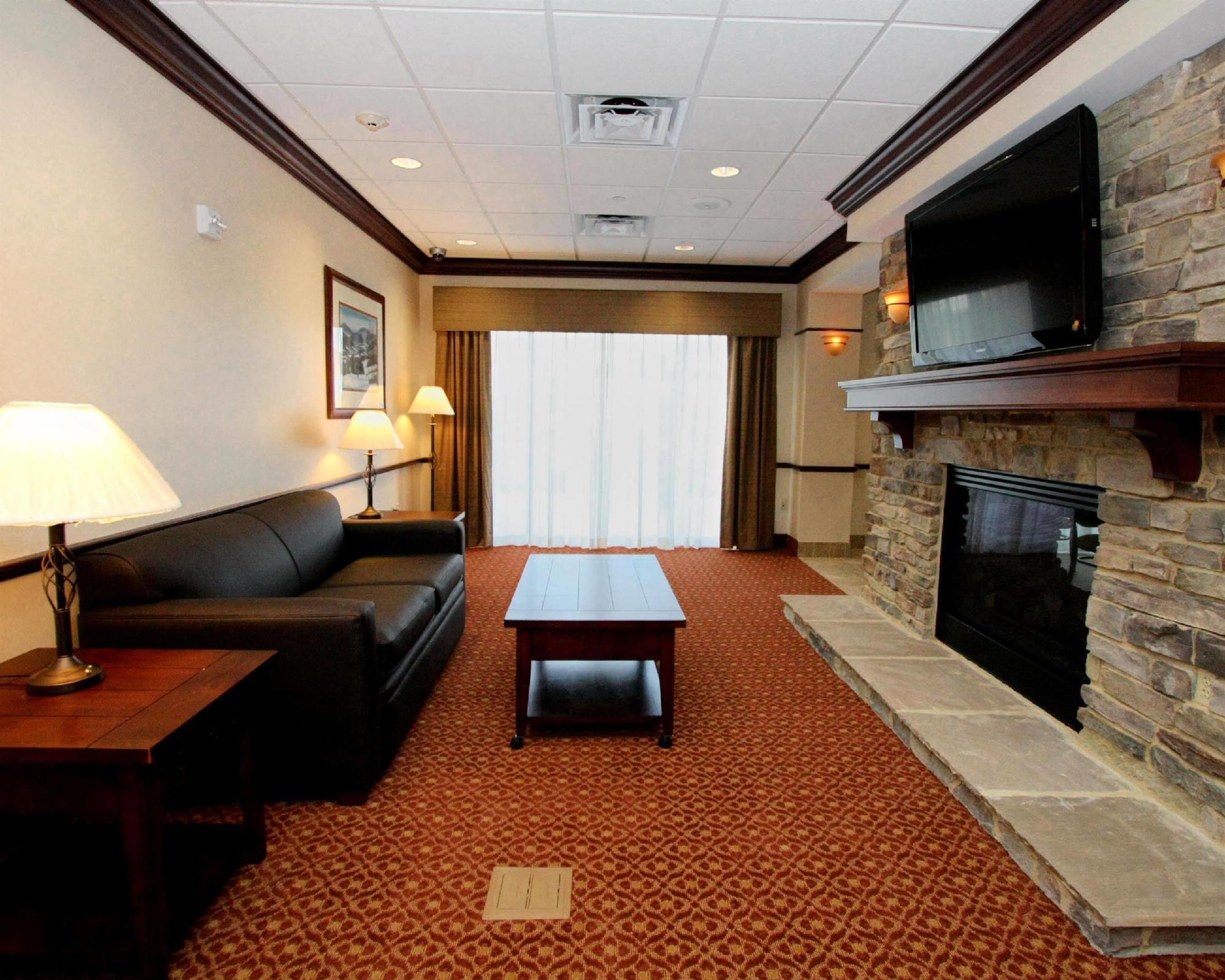 Holiday Inn Express & Suites Clear Spring By Ihg Exteriér fotografie